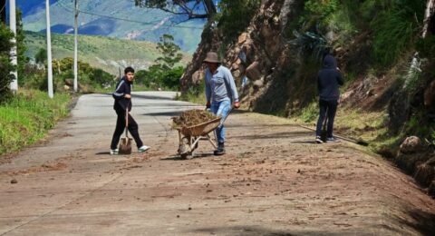 489115140_592107713883305_1857469779654461094_n